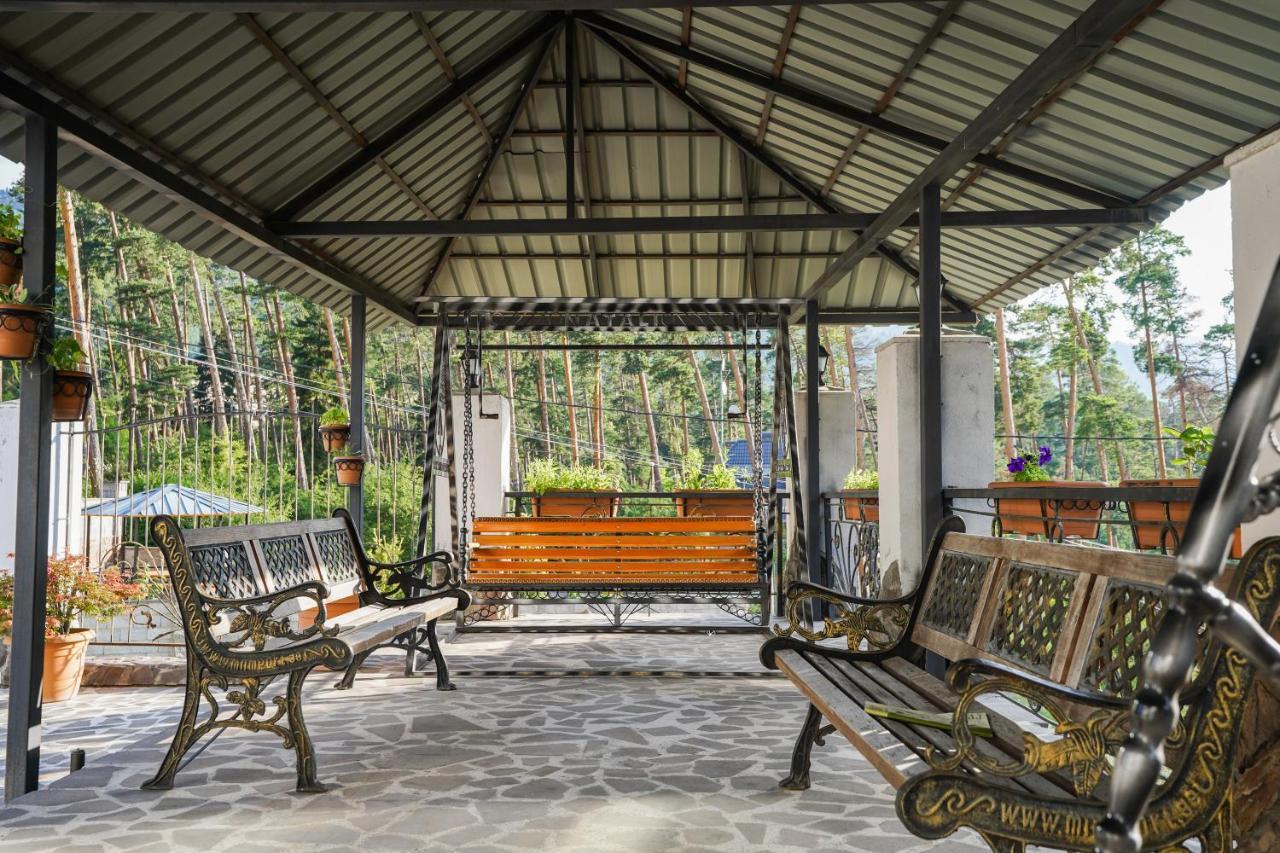 Natali Hotel Borjomi Eksteriør bilde