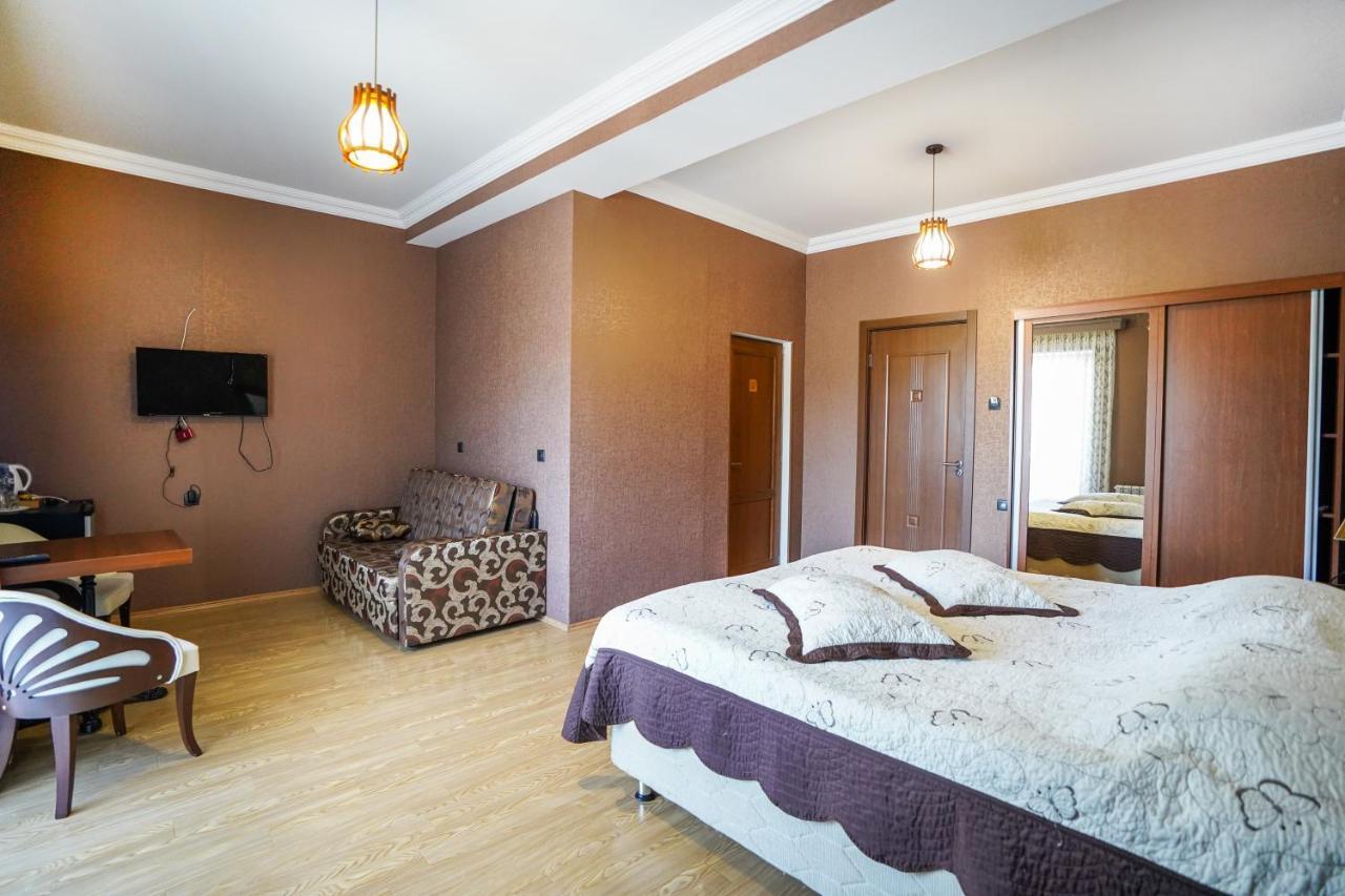 Natali Hotel Borjomi Eksteriør bilde