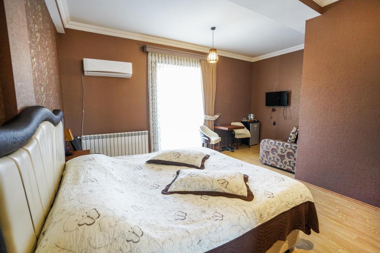 Natali Hotel Borjomi Eksteriør bilde