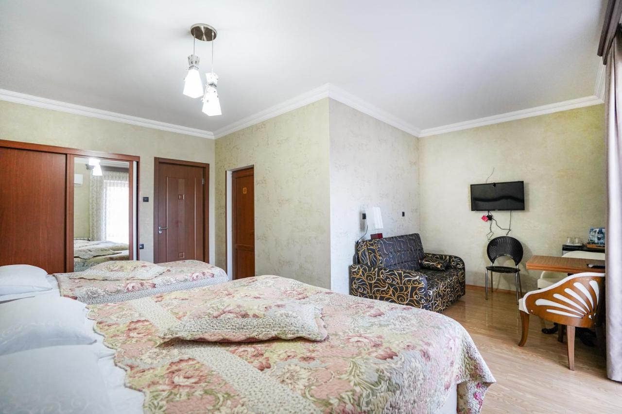 Natali Hotel Borjomi Eksteriør bilde