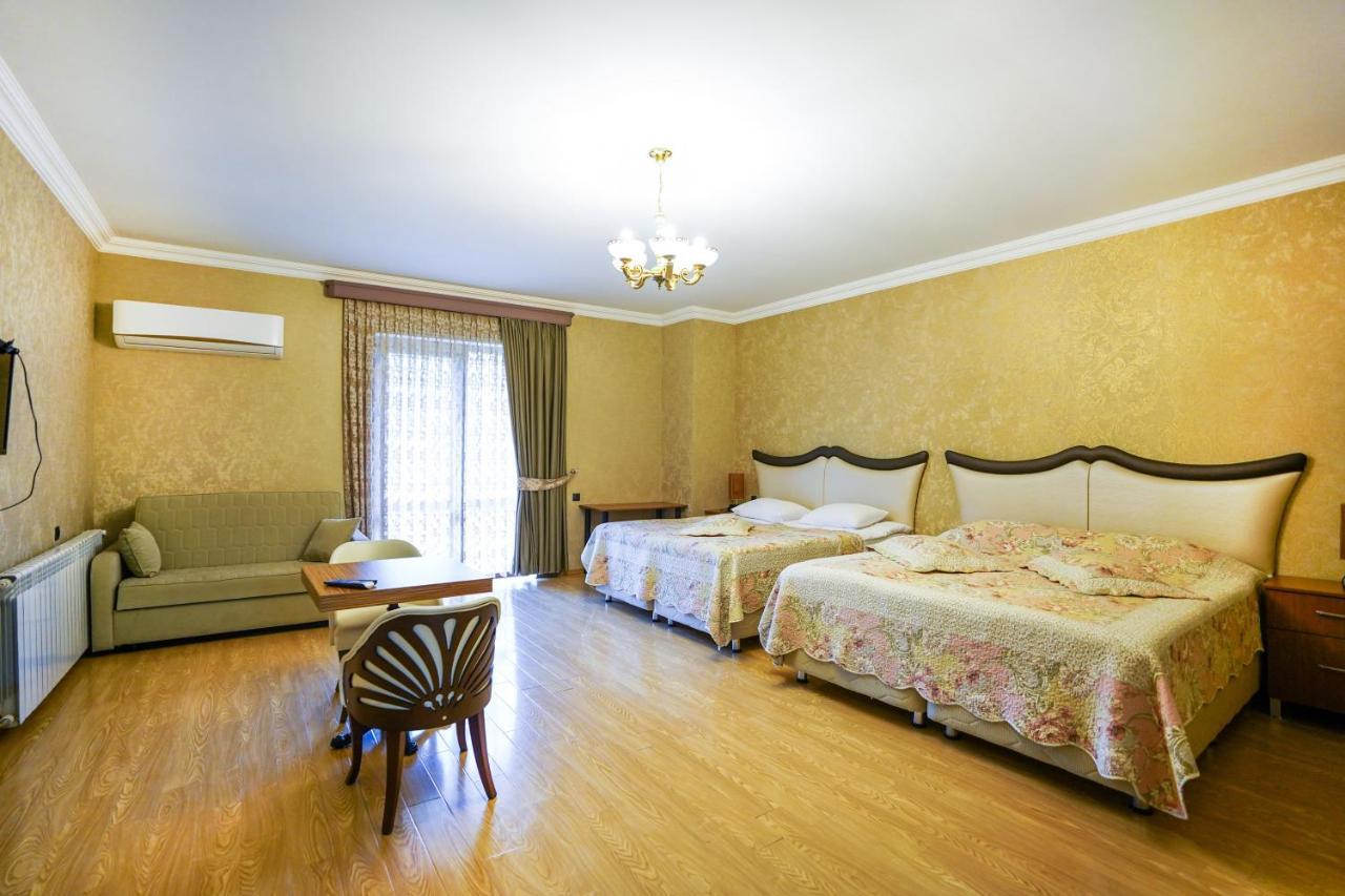 Natali Hotel Borjomi Eksteriør bilde