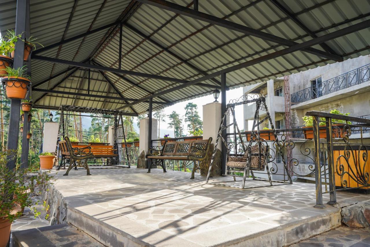 Natali Hotel Borjomi Eksteriør bilde