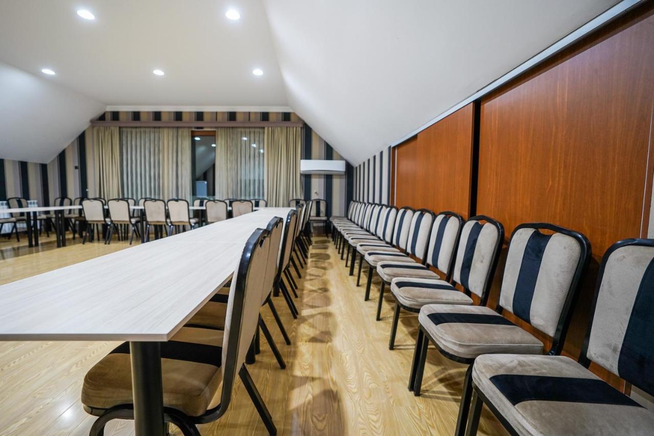 Natali Hotel Borjomi Eksteriør bilde