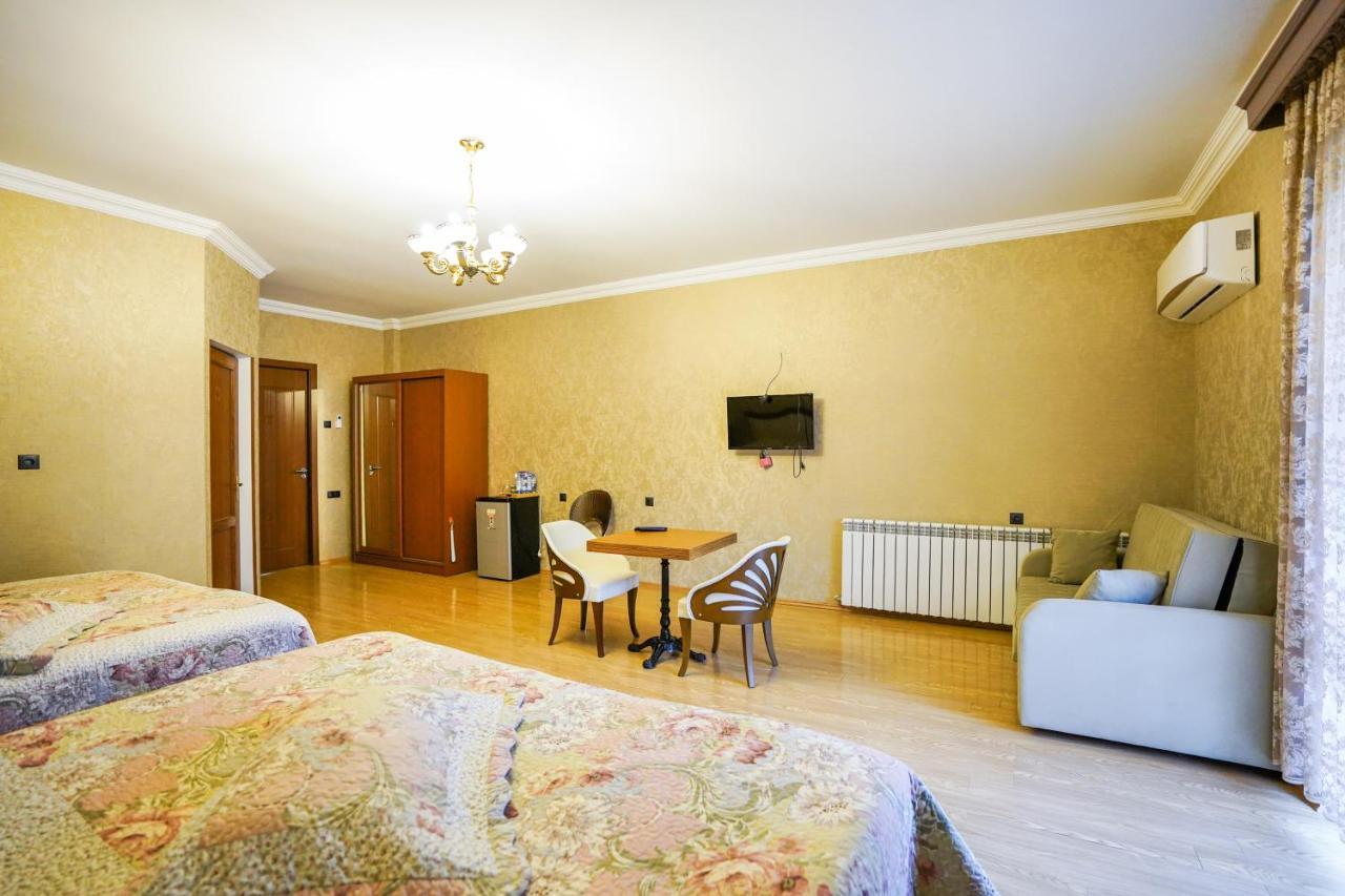 Natali Hotel Borjomi Eksteriør bilde
