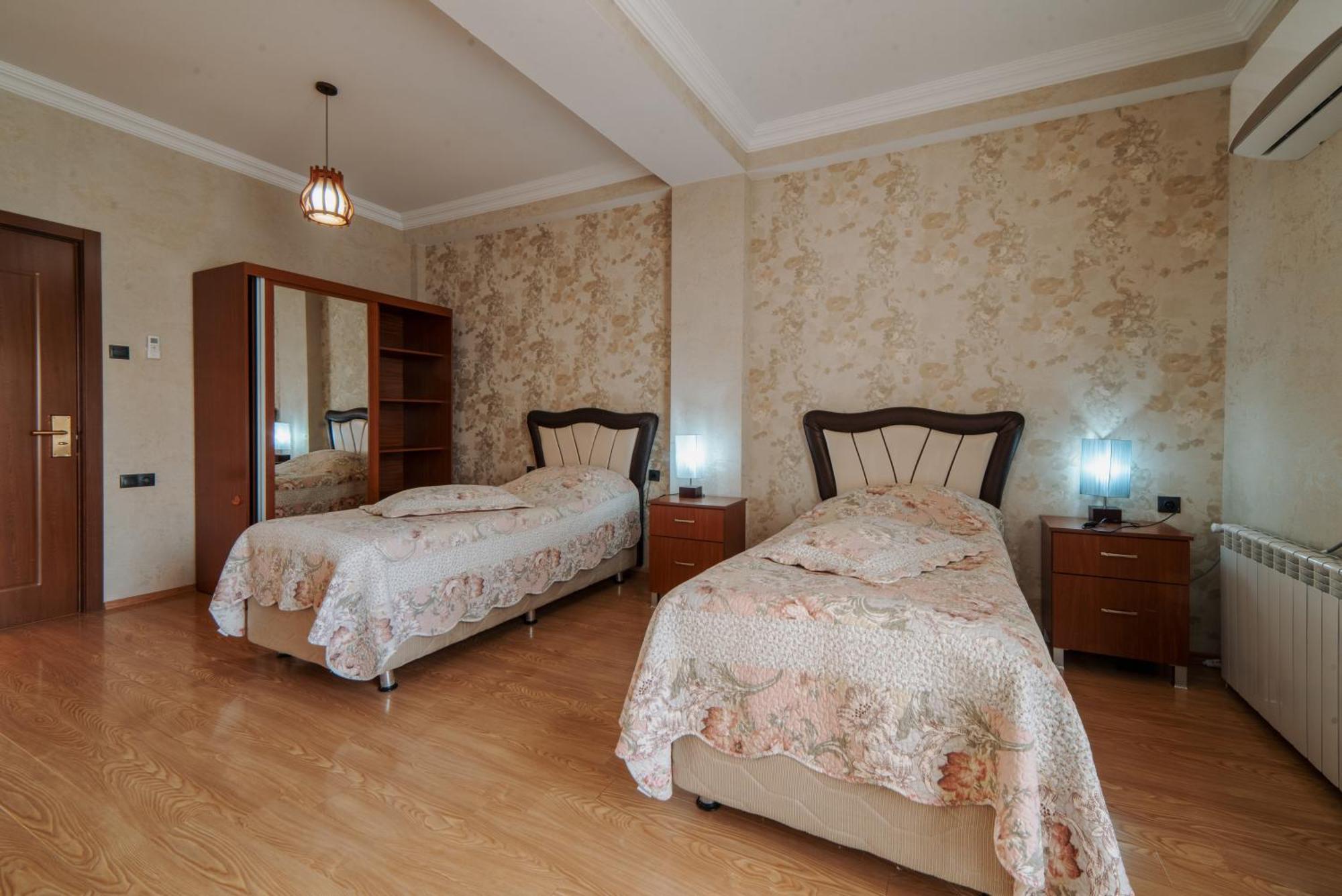 Natali Hotel Borjomi Eksteriør bilde